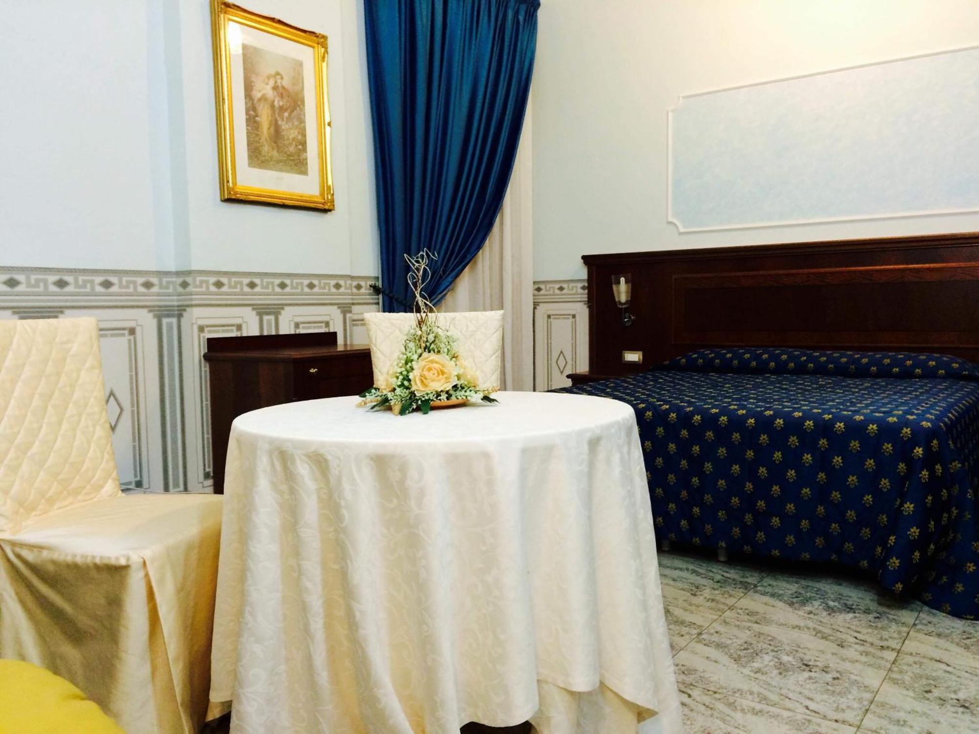 Grand Hotel Stella Maris Italia Palmi Oda fotoğraf